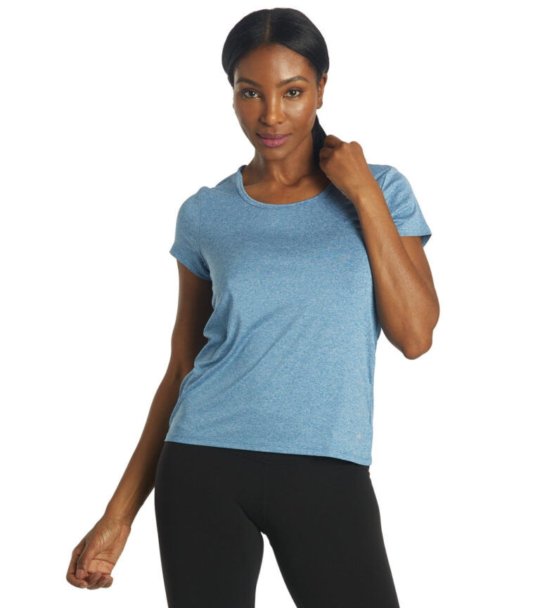 Valery Yoga Tee