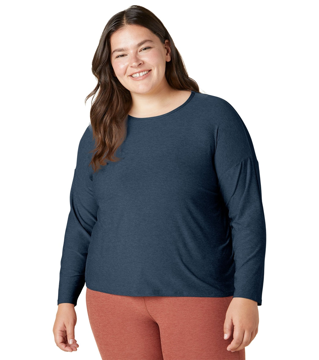 raspberry tea leaves cropped pullover