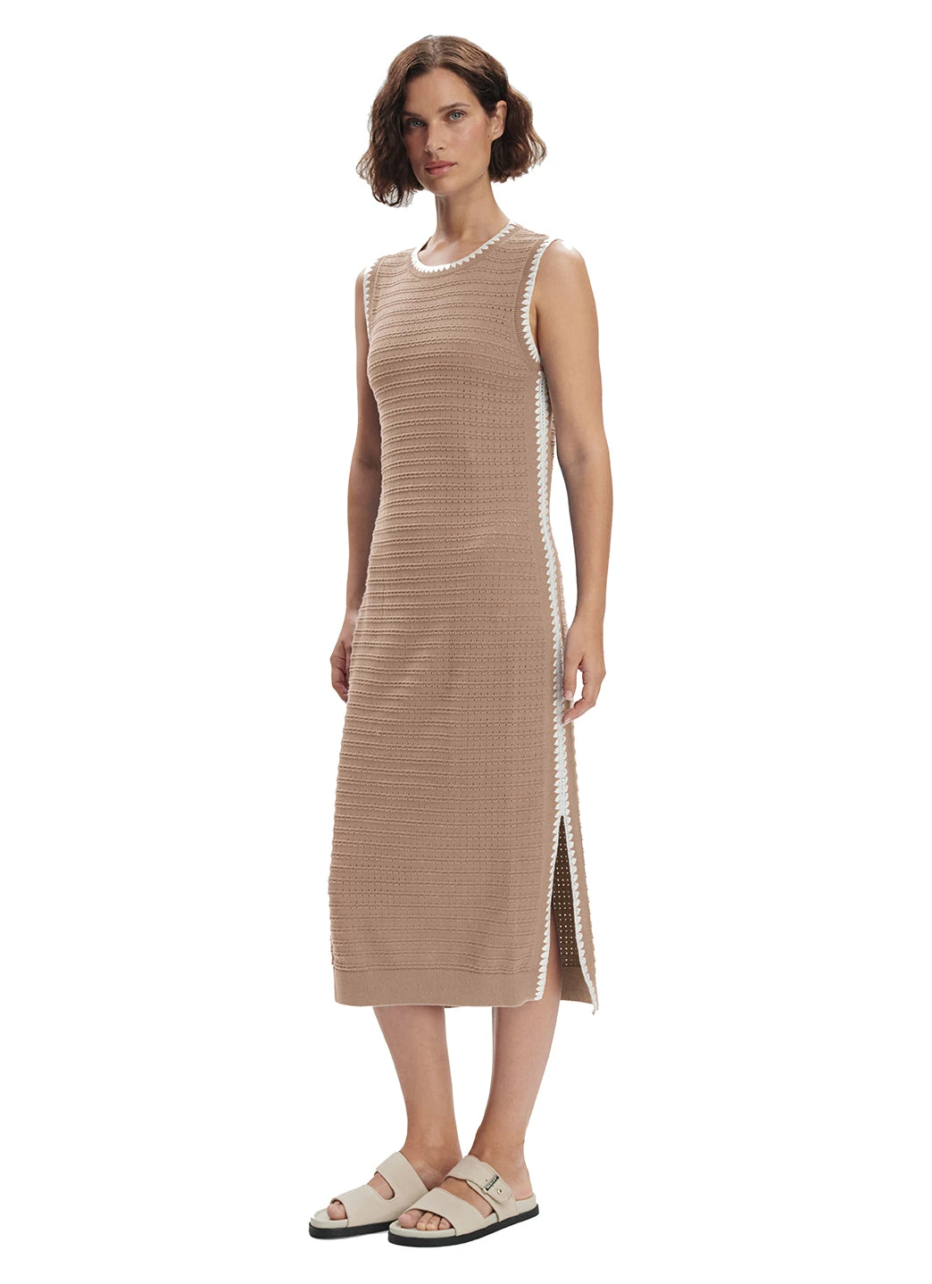 aud to.cop complete outfit flat-lay with yoga mat and water bottle